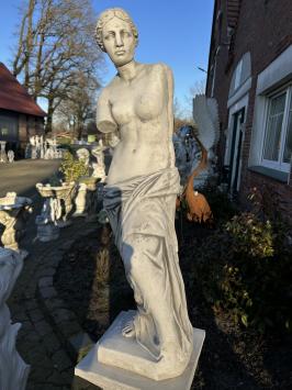 Tuinbeeld Milo, welbekend sculptuur, stenen beeld