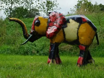 Metalen olifant – tuinbeeld – 100 cm – Afrikaanse kunst