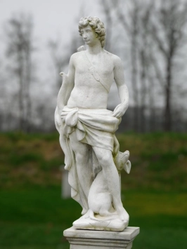 Saint Hubert - sur socle - pierre - 205 cm - détaillé