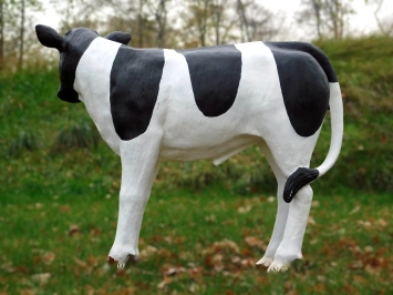 Taureau XL en polystone – 120 cm – sculpture en noir et blanc