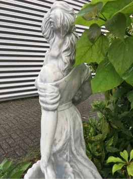 Frau mit Körben - Statue aus Stein - 138 cm - detailreich