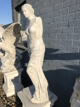 Vénus de Milo - sur socle - pierre - 160 cm - blanc classique