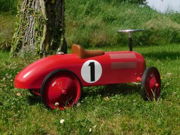 Voiture rouge vintage – métal – Vilac – 80 cm – voiture pour enfants