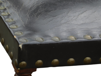 Vintage-Sessel im Barockstil – Antiquität