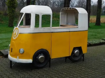 Food truck bar – vintage et unique – métal et bois – 230 cm