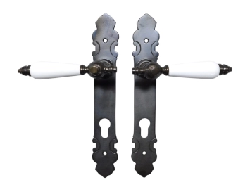 Set deurbeslag – 2 deurklinken met deurplaten PC92 – messing