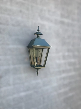 Hotellampe „Milaan” – Außenlampe für die Wand – klassisches Aluminium – grün