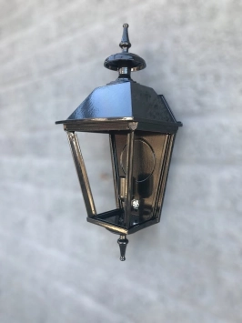 Wandleuchte „Milano“ schwarz – klassische Außenleuchte aus Aluminium – 52 cm