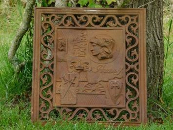 Pièce unique : Plaque murale vintage / grille en fonte - Frias Barbas
