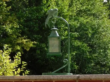 Windlicht met vogel – 60 cm – metaal en glas – retro