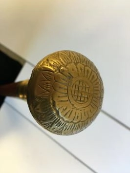 Edele wandelstok met prachtige messing knop