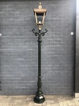 Lampe d'extérieur - lampadaire classique - abat-jour carré - 240 cm