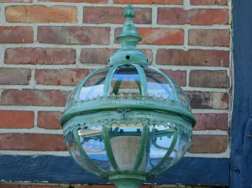 Windlicht op driepoot – vintage groen – metaal – 145 cm