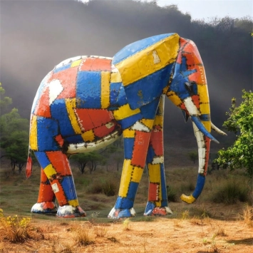 XXL Olifant – metaal – handgemaakt beeld – 215 x 230 cm