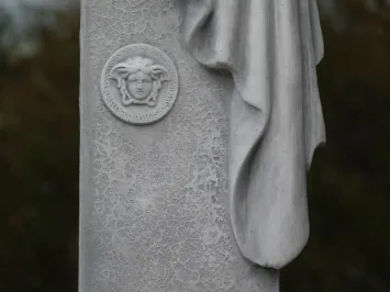 Medusa-Sockel aus Stein – griechische Säule – 100 cm