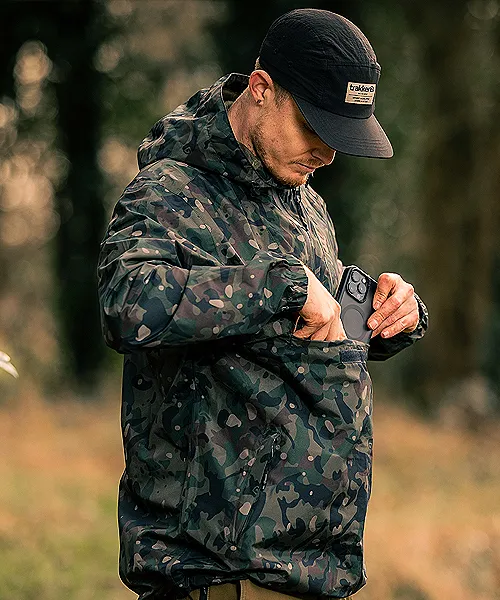 images/homepage/Trakker_TechPro_Camo_Smock.webp