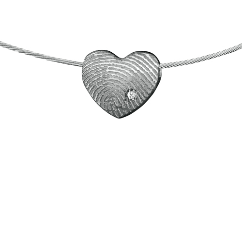 Zilveren hartjes hanger met vingerafdruk en steen