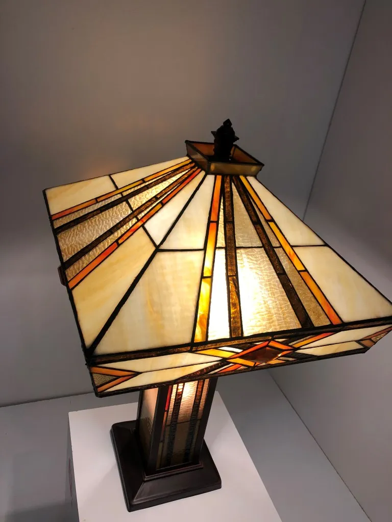 Handelsmerk Doorzichtig Af en toe Tiffany tafellamp Amsterdam (5520)