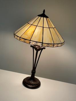 Tiffany tafellamp Pretty 40 P52