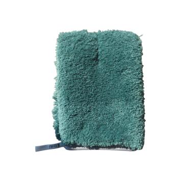 Vernieuwde groene handschoen 