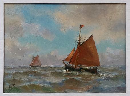 Romain Steppe met een schilderij van zeilboten