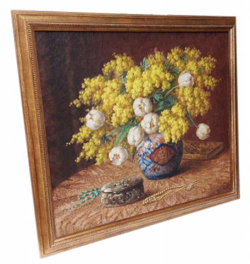 Bloemenstilleven met parelsnoeren