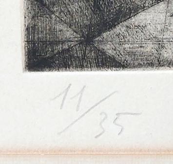 De vrouw met de pop 11/35