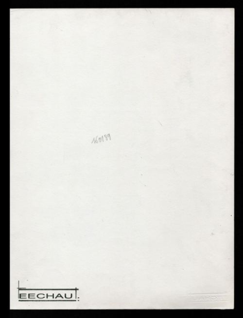 Tekening gemengde techniek,  naakte spiegelende dame 16 01 1989