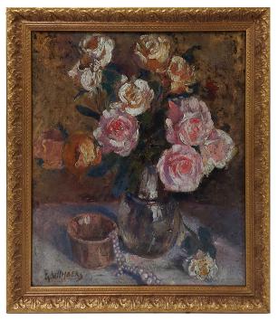 Olieverfschilderij van Georges Wilmaers met boeket rozen in vaas, potje en parelketting op een tafel, circa 1935.
