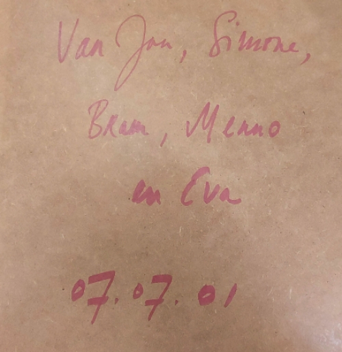 Naakt bukkende vrouw die zich ...  1997