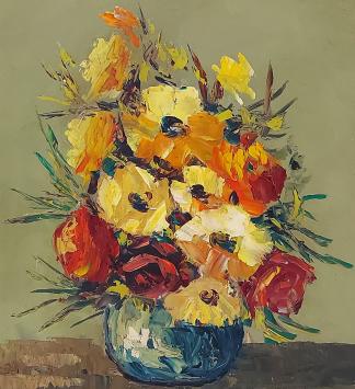 Leo Jordaens met een schilderij met bloemen