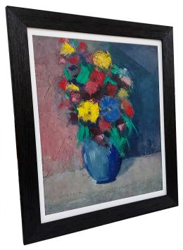 Stilleven, blauwe vaas met kleurrijke bloemen