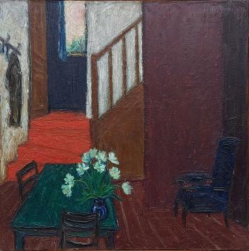 De Belgische kunstschilder Lode Bosmans met een schilderij op doek