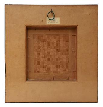 Interieur met kast en buitendeur