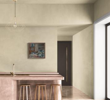 Stilleven met groenten en twee aarden potten op tafel