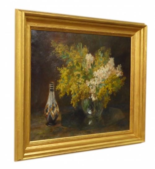 Stilleven met vaas en mimosa