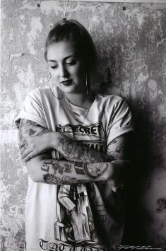 de Nederlandse kunstenaar Paul Blanca met een foto uit 2018