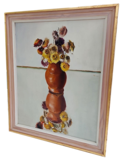 Stilleven met pepermolen en droogbloemen