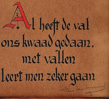 Kunstenaar Frans Van Immerseel  met een werkje op papier